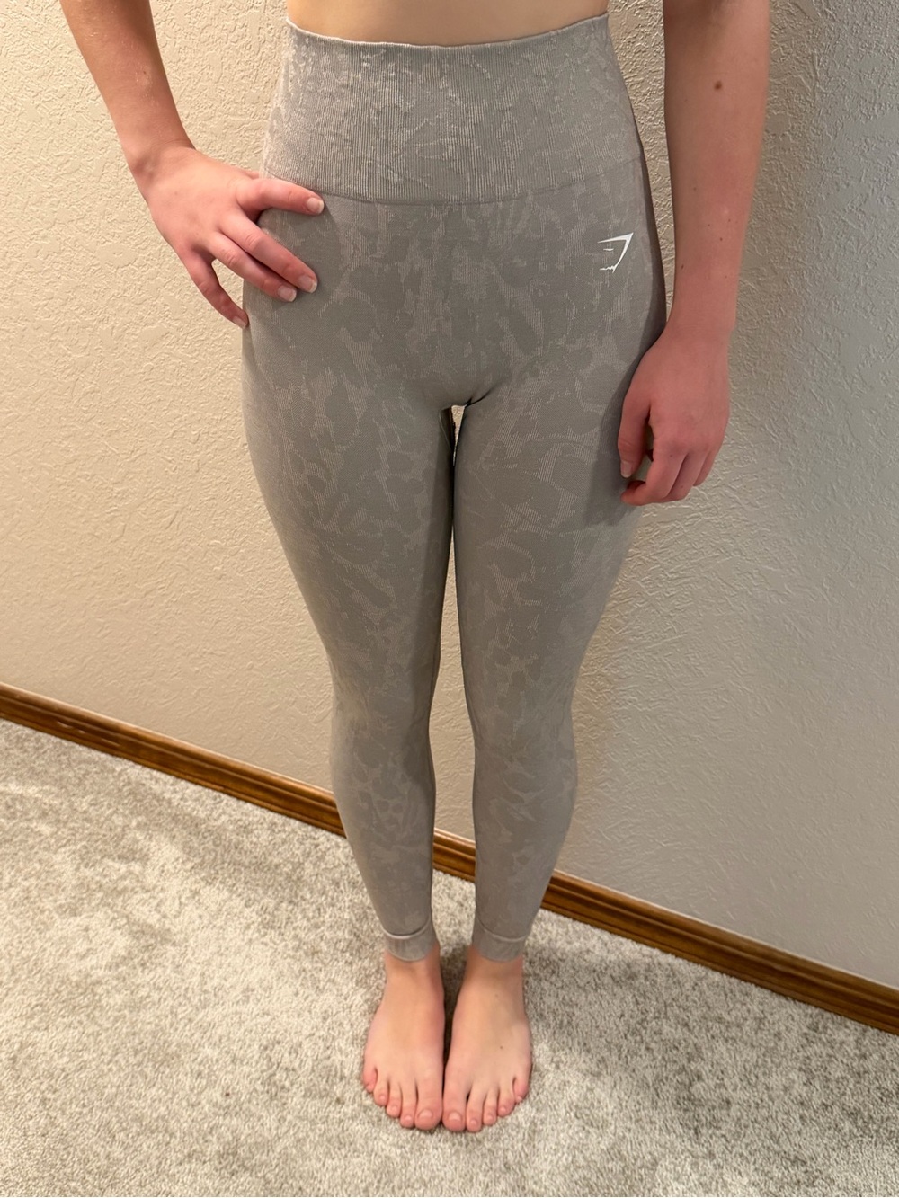 Gymshark Adapt Animal Seamless Leggings Gray High Rise XS Camo Workout Pants